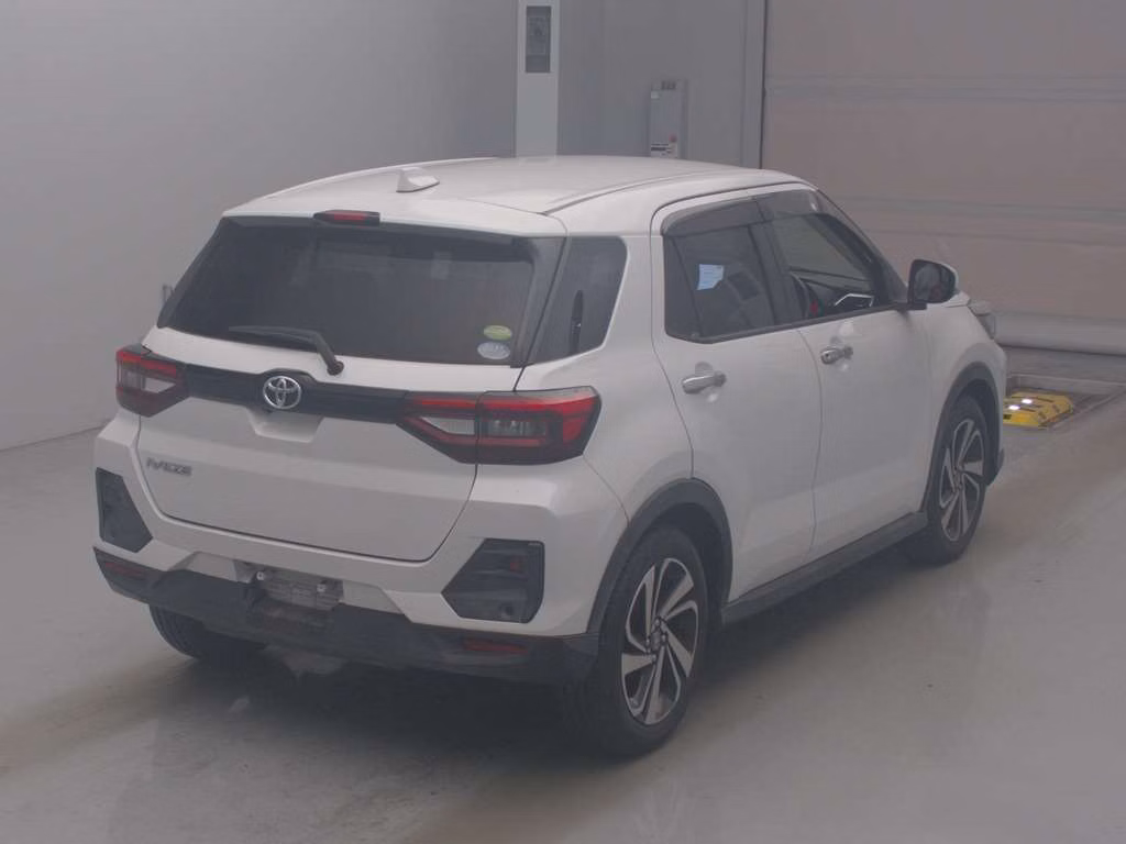 TOYOTA RAIZE