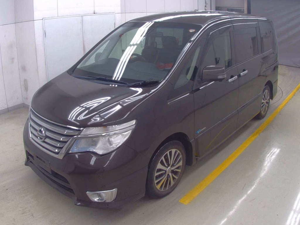 NISSAN SERENA