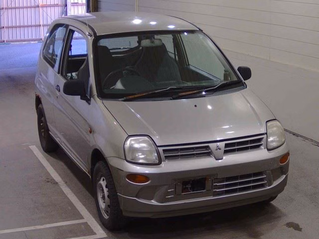 Mitsubishi Minica