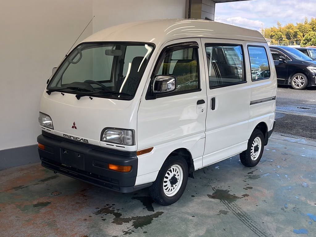 Mitsubishi Minicab