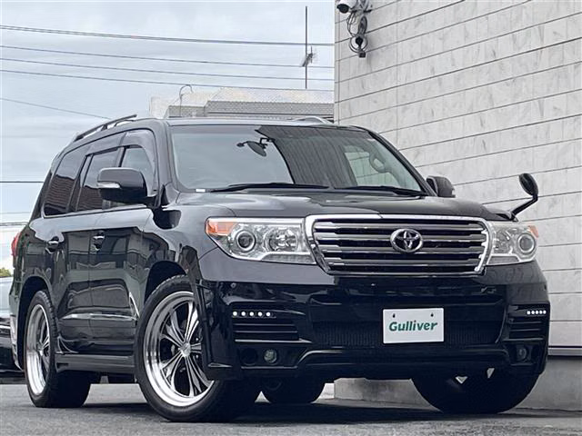 Toyota Land Cruiser, URJ202W, UZJ200W