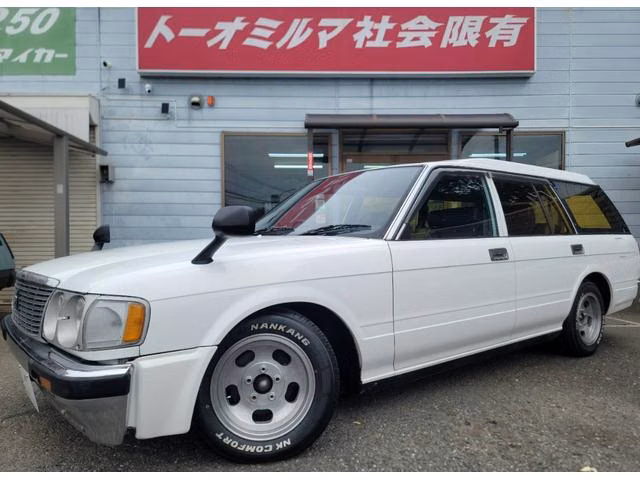 Toyota Crown, GS136V, LS136V