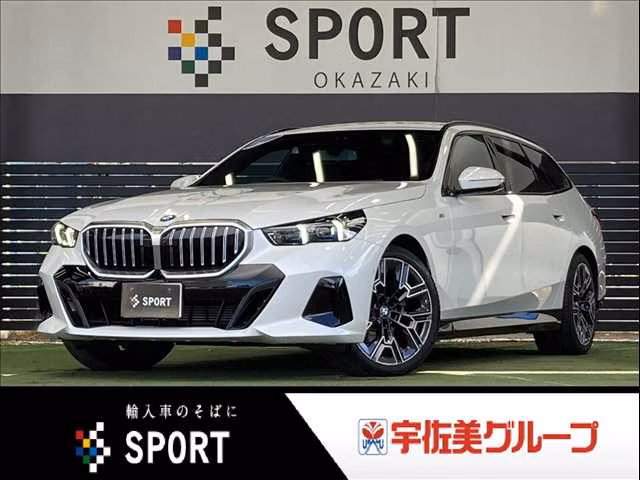 BMW 5-Series, 12GV20, 22GW20
