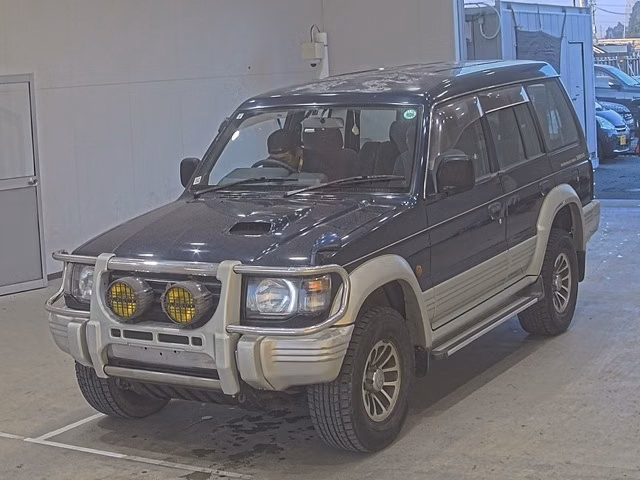 Mitsubishi Pajero, V46V, V46WG, V45W, V46W