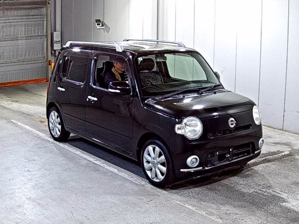 Daihatsu Mira Cocoa
