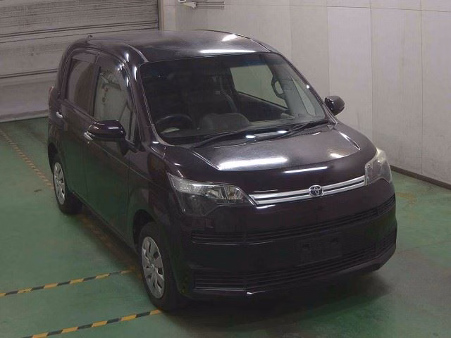Toyota Spade, NCP145, NSP141, NCP141, NSP140