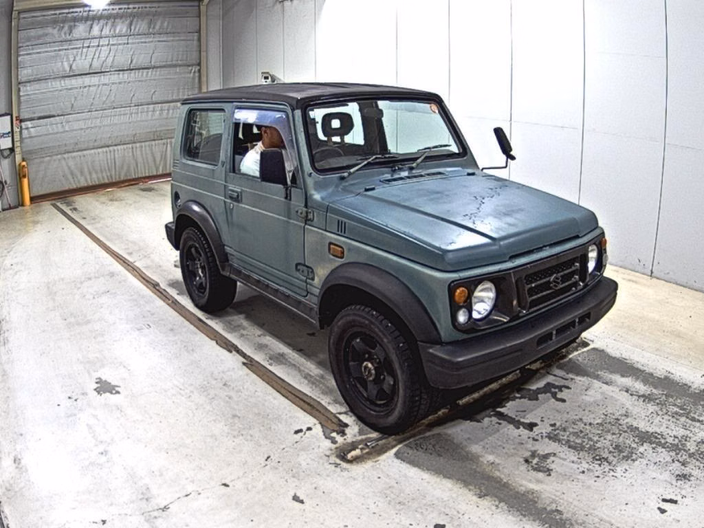 Suzuki Jimny Sierra, JB32W