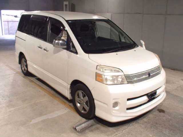 Toyota Noah, AZR60G, AZR65G
