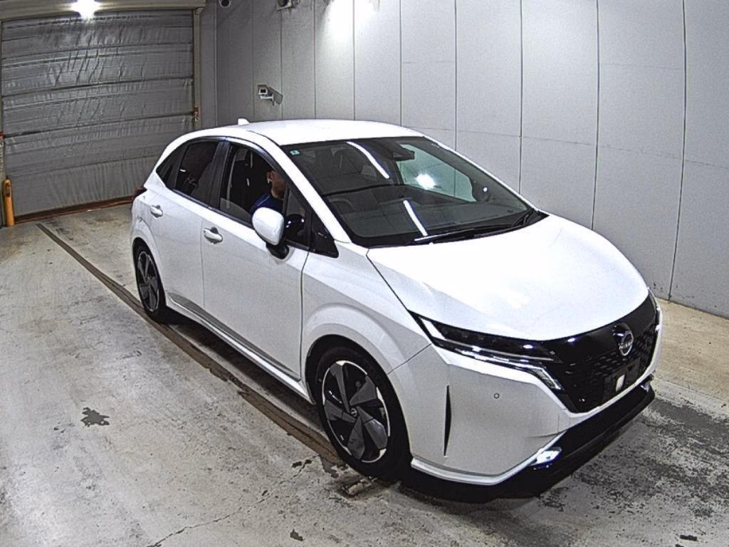 Nissan Aura, FE13, FSNE13