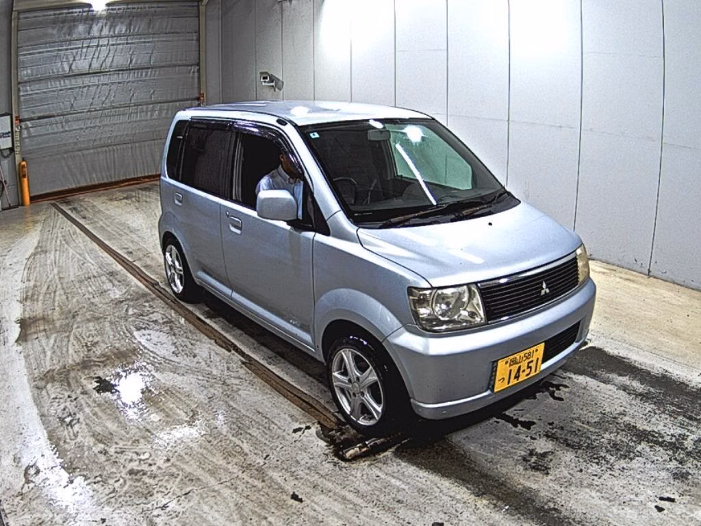 Mitsubishi eK Wagon, H81W