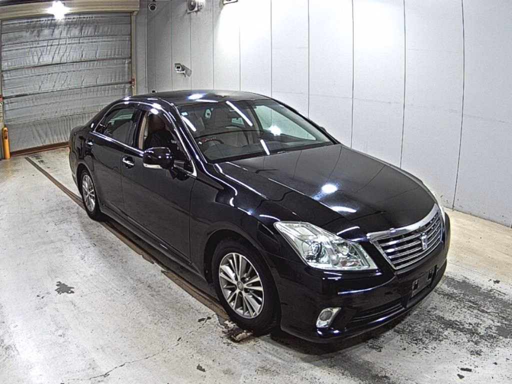 Toyota Crown, GRS200, GRS201, GRS202, GRS203, GRS204, GWS204