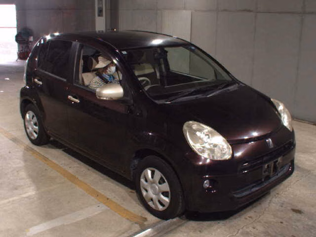 Toyota Passo, KGC30, KGC35, NGC30