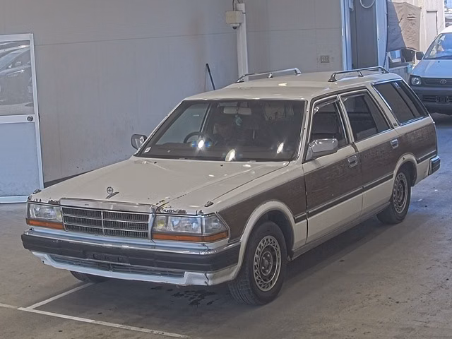 Nissan Gloria, WY30, WUY30